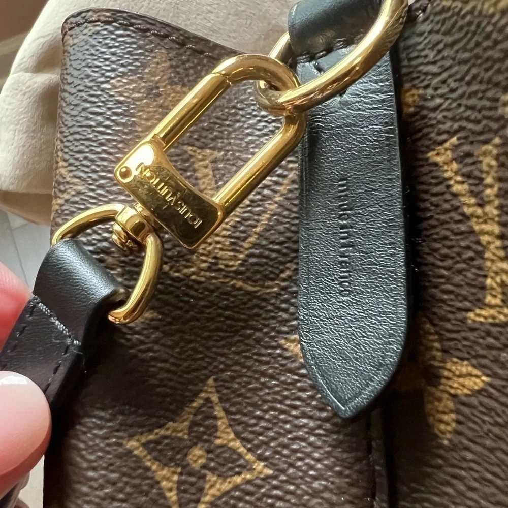 Louis Vuitton Neo Noe MM in excellent condition. - Picture 7 of 16